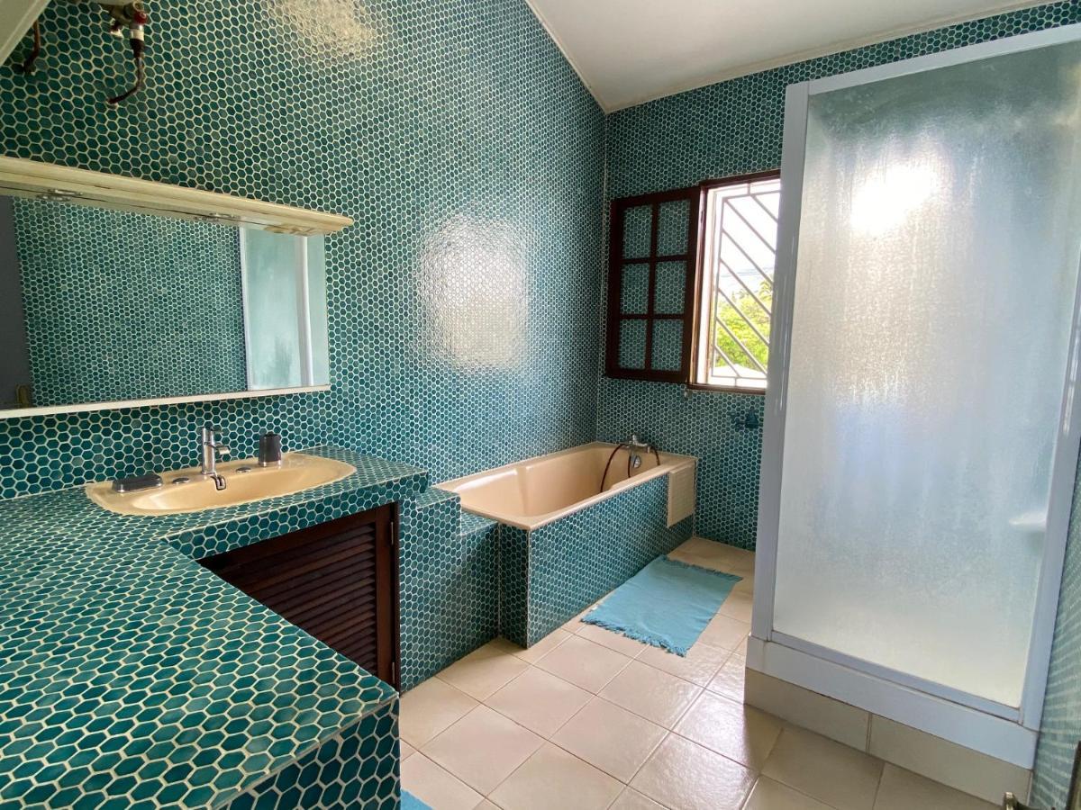 Villa & Bungalow 'Coco Des Sables' Les Pieds Dans L'Eau Ла-Салин-ле-Бен Экстерьер фото