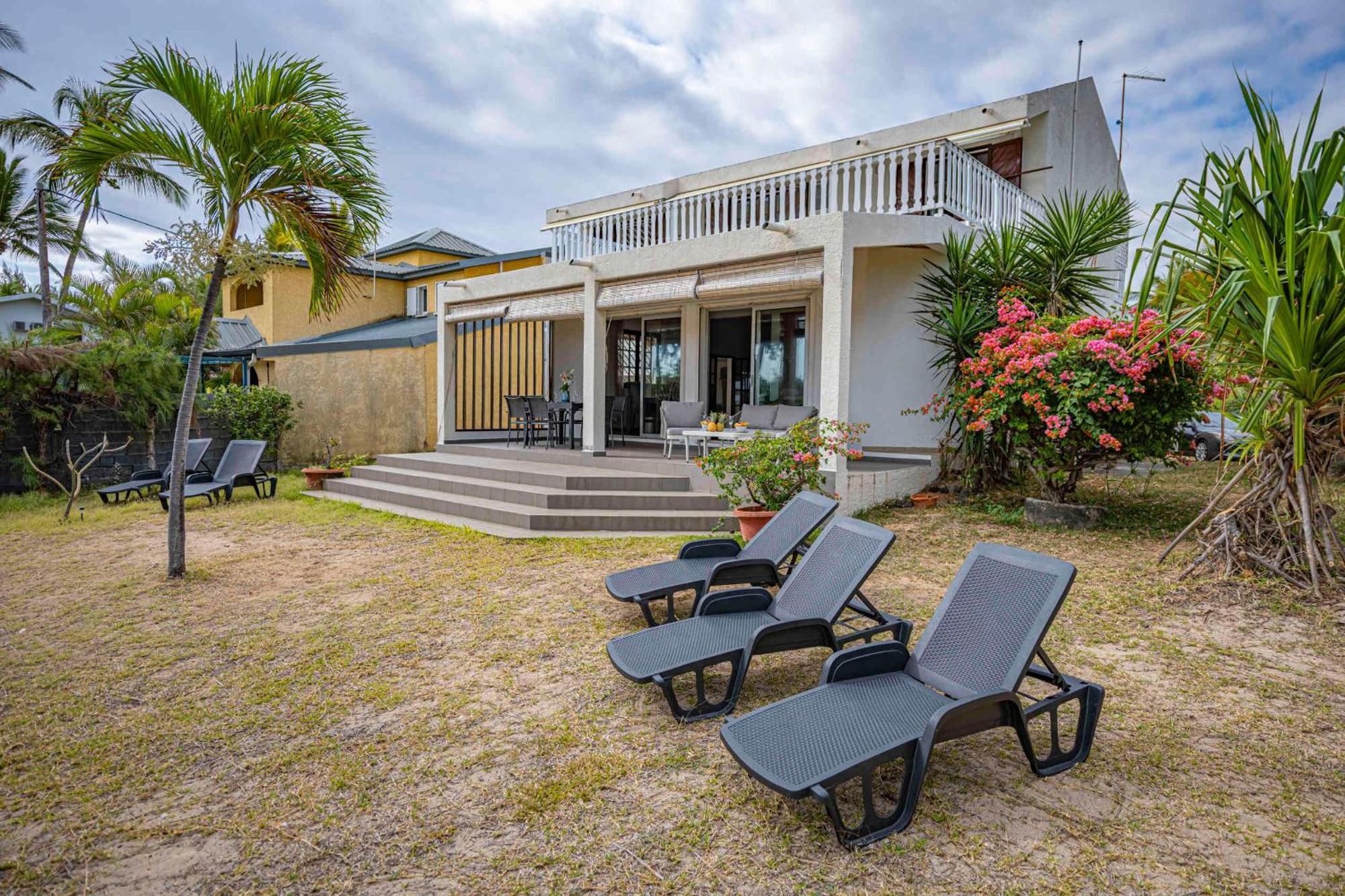 Villa & Bungalow 'Coco Des Sables' Les Pieds Dans L'Eau Ла-Салин-ле-Бен Экстерьер фото